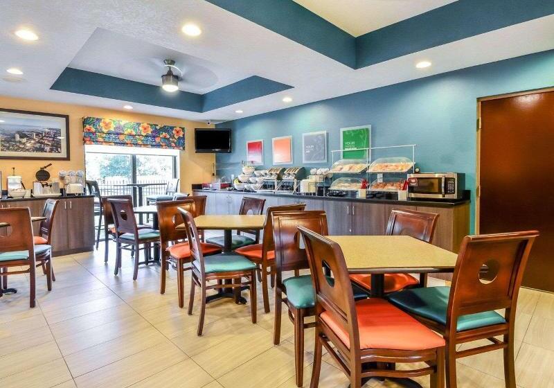 Hotell Comfort Suites Tampa  Brandon