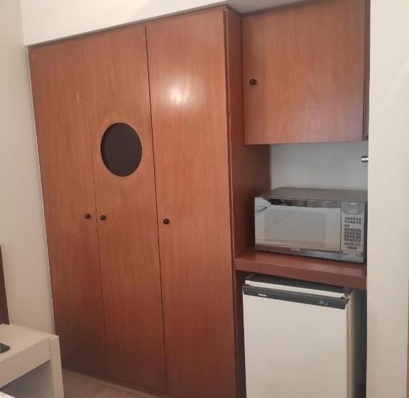 Metropolitan Hotel By Atlantica