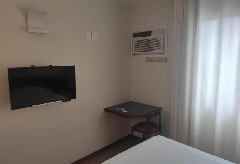 Metropolitan Hotel By Atlantica