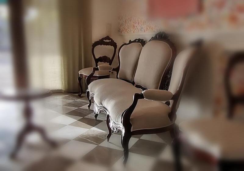 فندق Corona De Atarfe