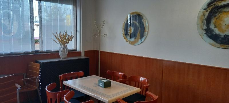 فندق Corona De Atarfe