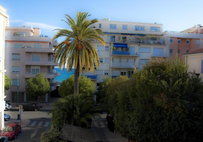 ホテル De Londres