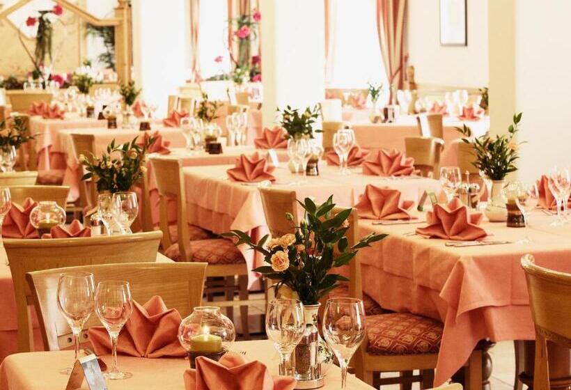 فندق Domina Parco Dello Stelvio