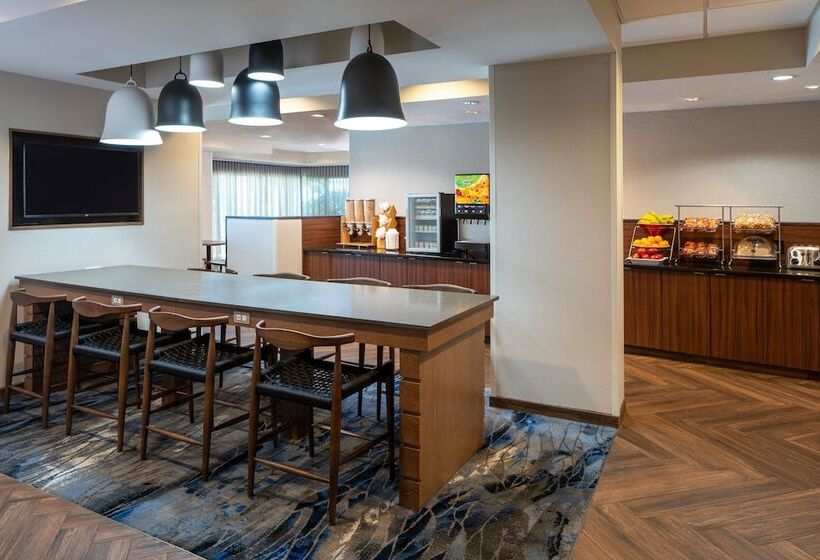 Отель Fairfield Inn & Suites By Marriott Destin