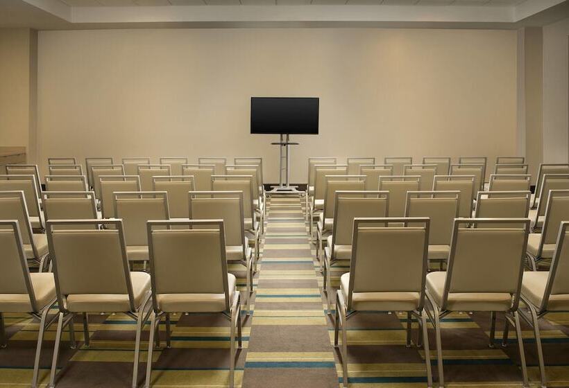 فندق Four Points By Sheraton Jacksonville Beachfront