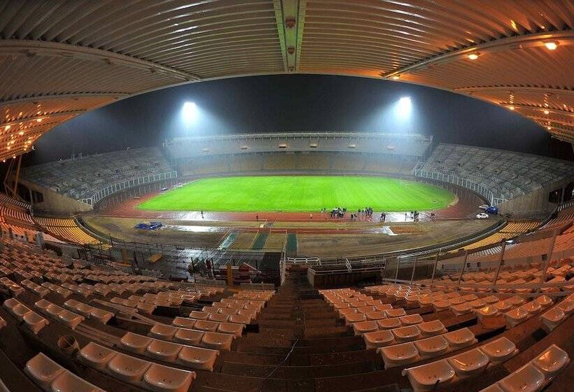 هتل Holiday Inn Cordoba, An Ihg