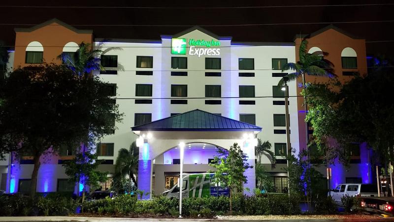 فندق Holiday Inn Express And Suites Fort Lauderdale Airport West, An Ihg