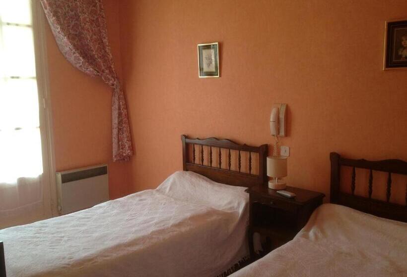 Отель Hostellerie De La Poste