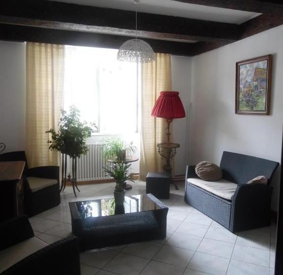 Отель Hostellerie De La Poste