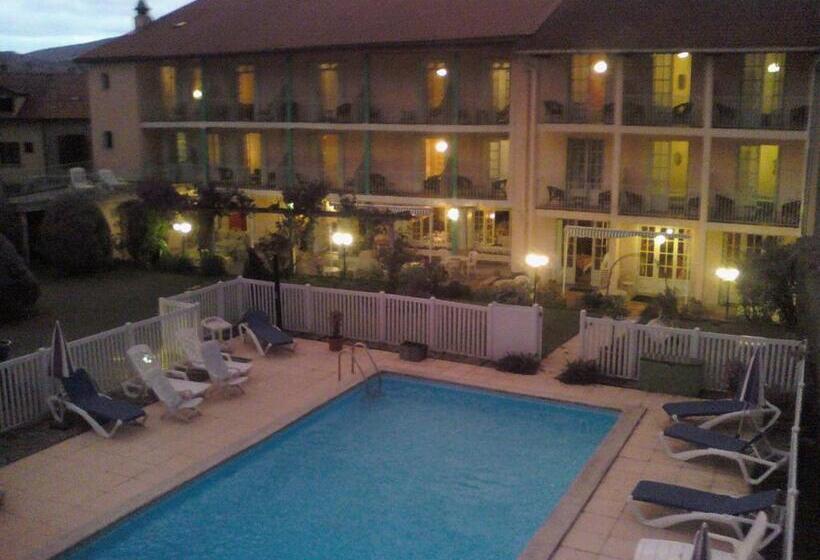 Отель Hostellerie De La Poste