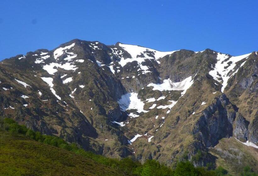 Отель Hostellerie De La Poste