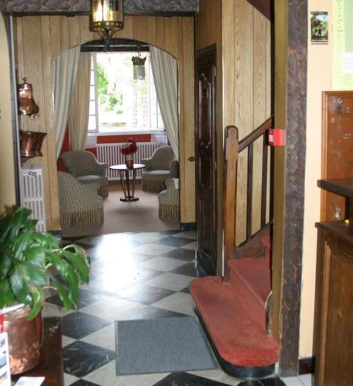 Отель Hostellerie De La Poste