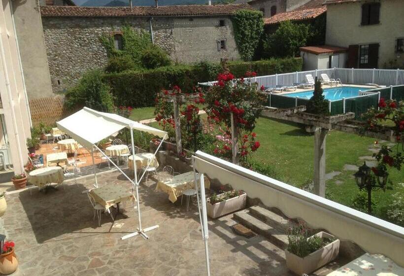 Отель Hostellerie De La Poste