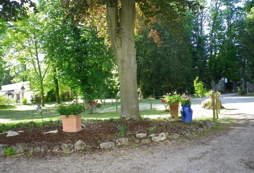 Отель Hôtellerie Nouvelle De Villemartin