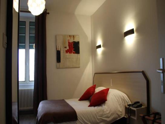 호텔 Logis Hostellerie Des Monts Jura