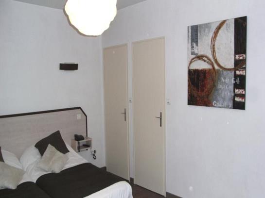 호텔 Logis Hostellerie Des Monts Jura