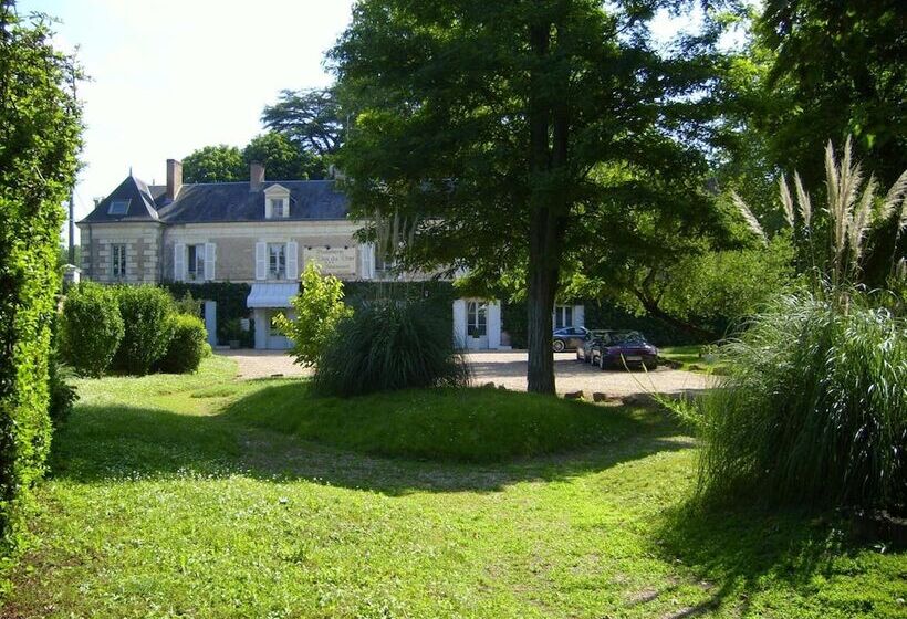 Отель Hostellerie Le Clos Du Cher