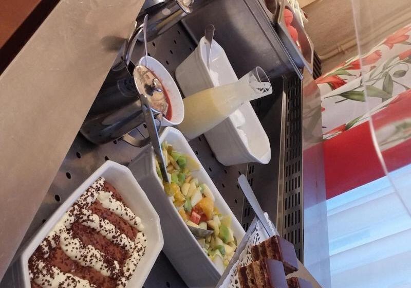 فندق Hostellerie Saint Florent