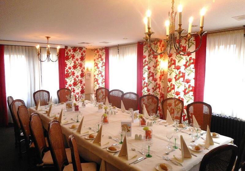 فندق Hostellerie Saint Florent