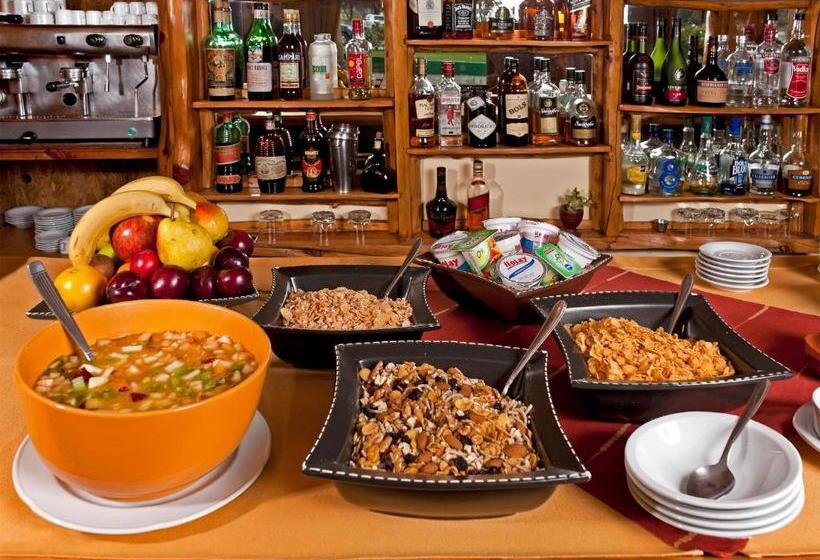 هتل Hosteria Cumbres Blancas