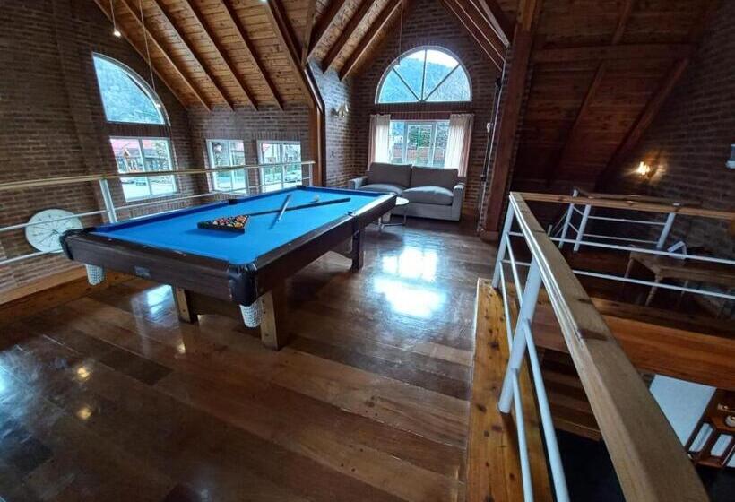 호텔 Hosteria Las Walkirias