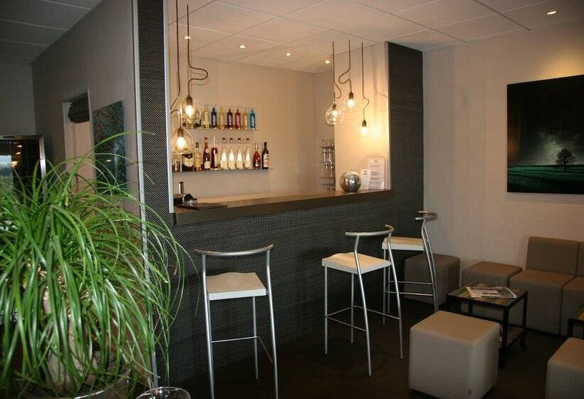 호텔 Hôtel De Vacances De La Vignasse