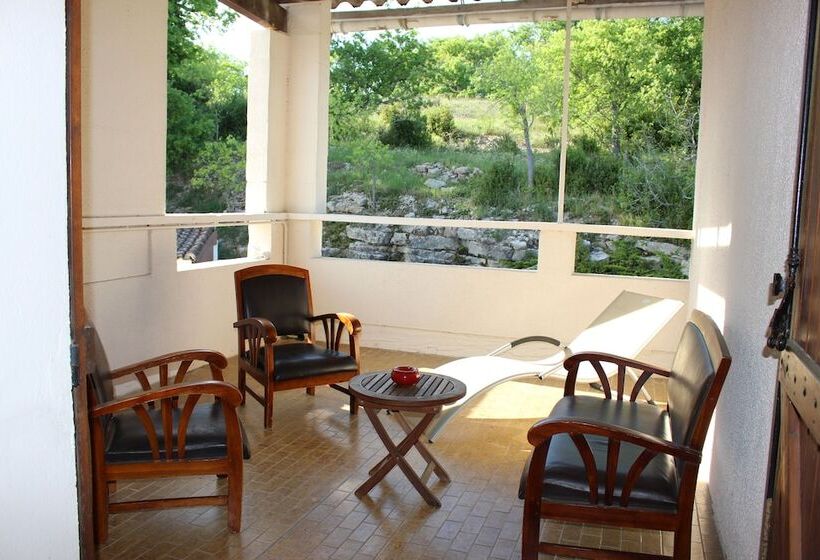 호텔 Hôtel De Vacances De La Vignasse