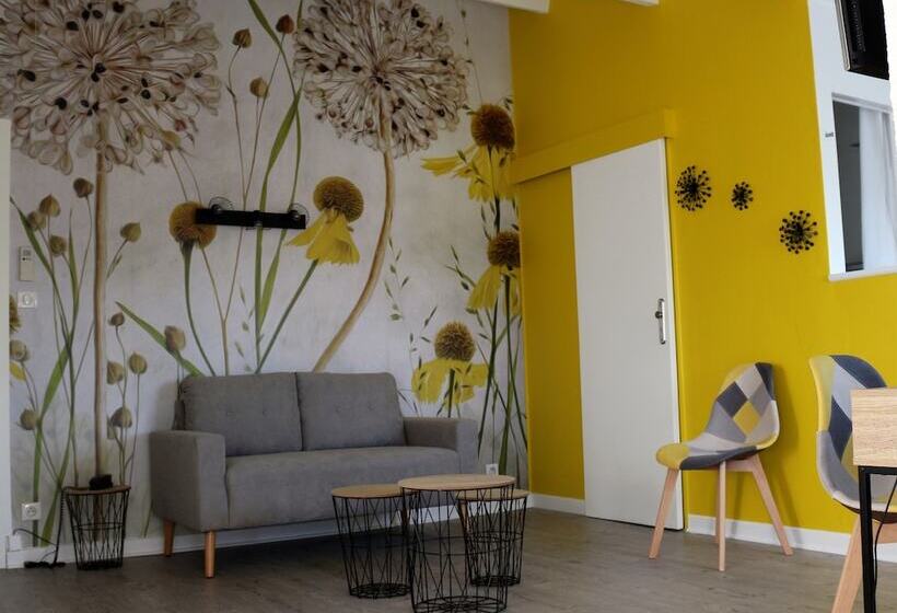 호텔 Hôtel De Vacances De La Vignasse