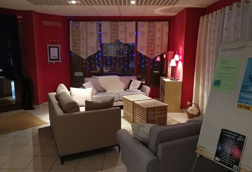 בית מלון כפרי Hôtel Espace Montclar