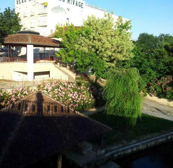 酒店 Hôtel Restaurant Beau Rivage