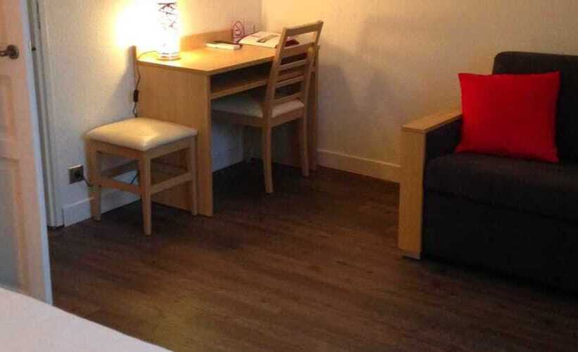 בית מלון כפרי Hôtel Restaurant L Evidence