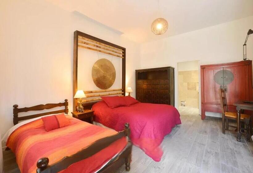 Отель Hôtellerie Nouvelle De Villemartin