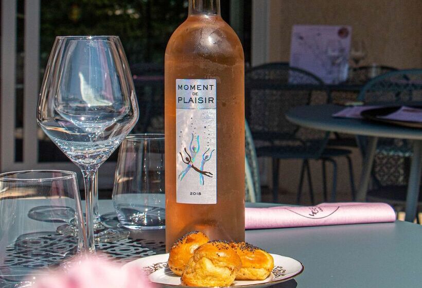 Отель Kyriad Nuits Saint Georges