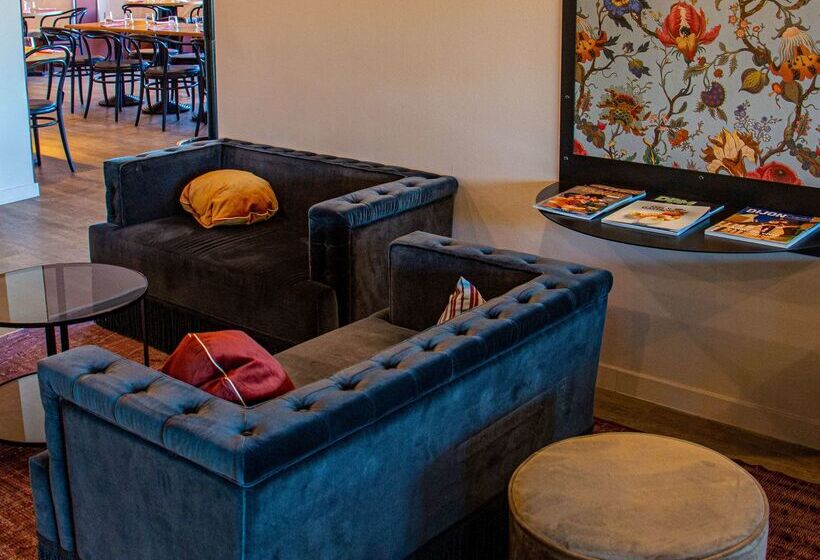 Отель Kyriad Nuits Saint Georges