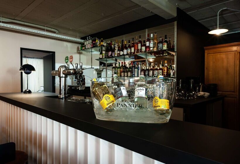 Отель Kyriad Nuits Saint Georges