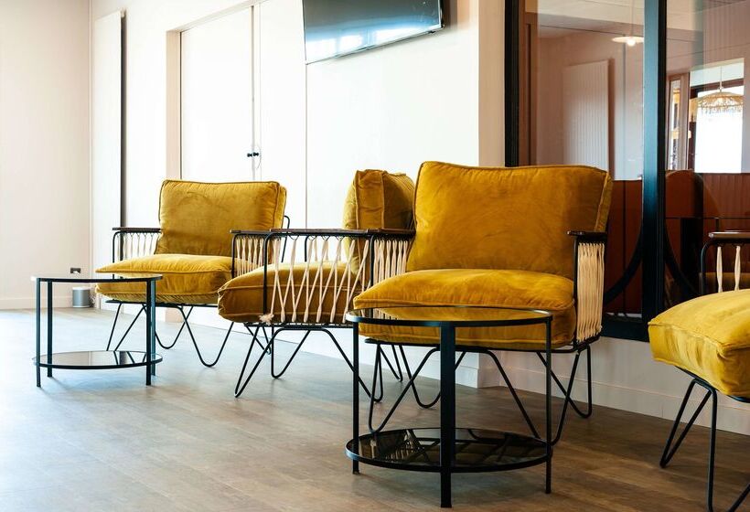 Отель Kyriad Nuits Saint Georges