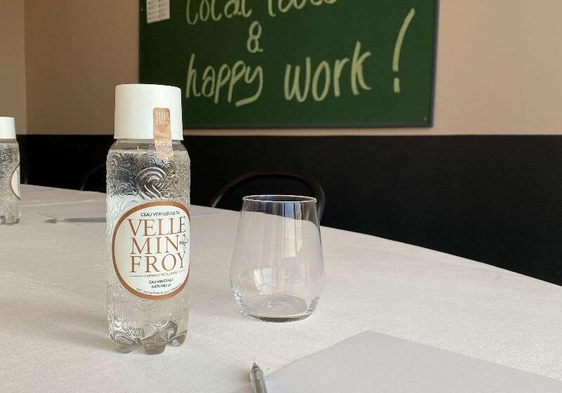 Отель Kyriad Nuits Saint Georges