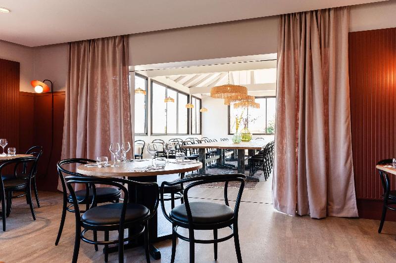 Отель Kyriad Nuits Saint Georges