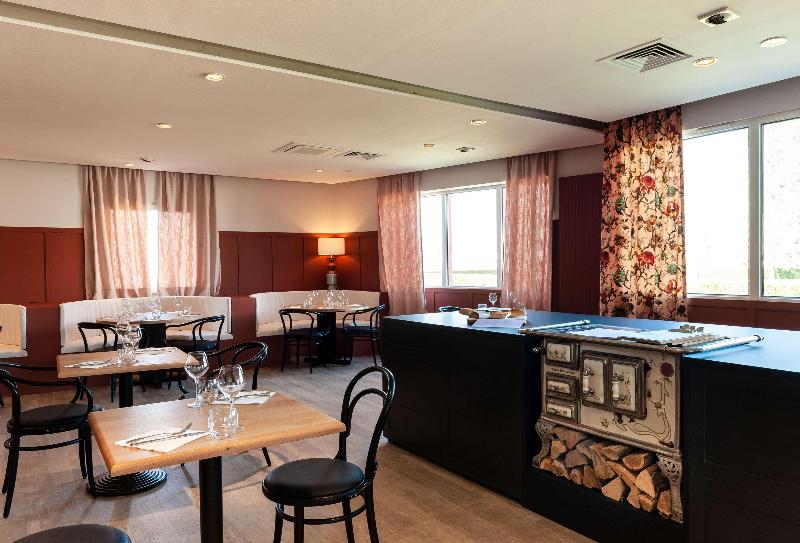 Отель Kyriad Nuits Saint Georges