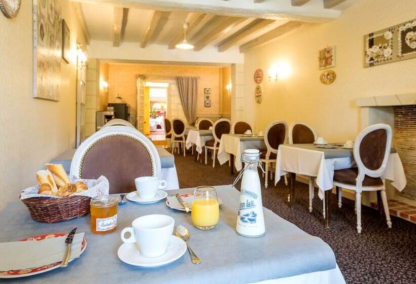 فندق L Auberge Du Port Des Roches