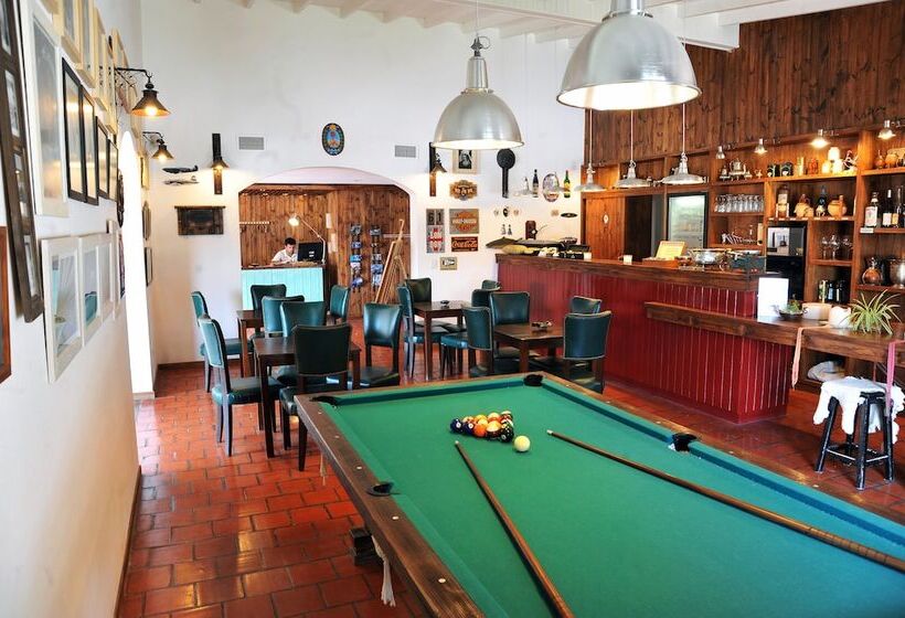 هتل La Posada De Madryn