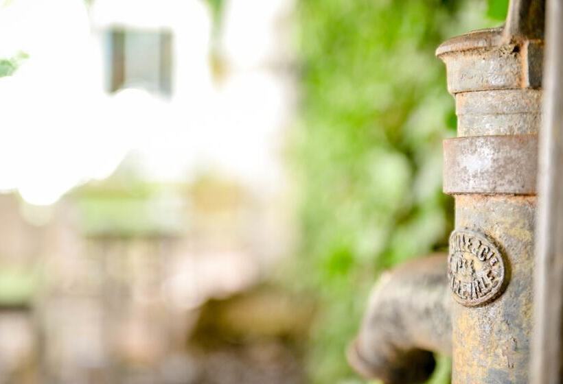 فندق Logis Hôtel Restaurant Résidence