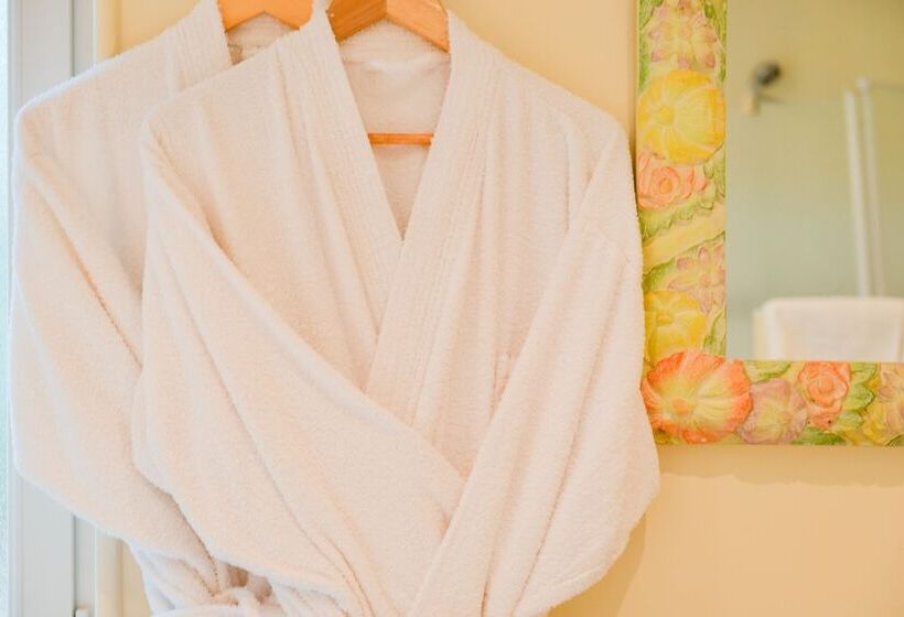 فندق Logis Hôtel Restaurant Résidence