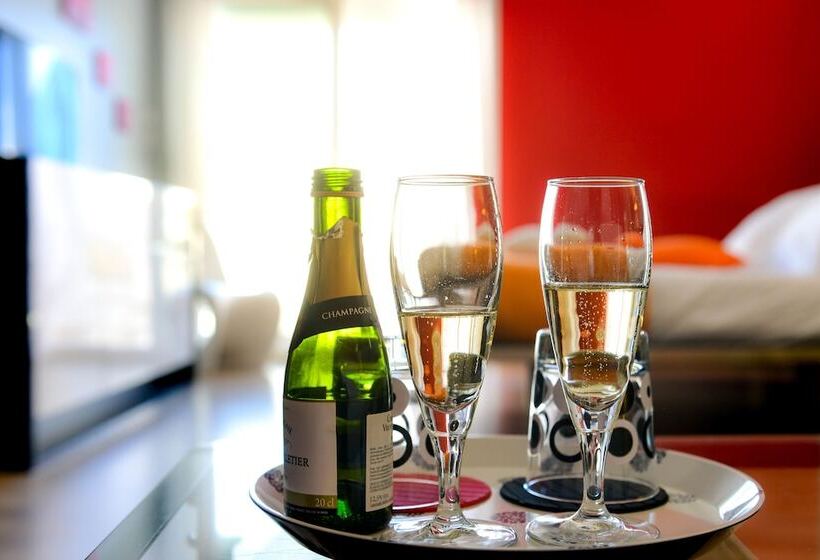 فندق Logis Hôtel Restaurant Résidence