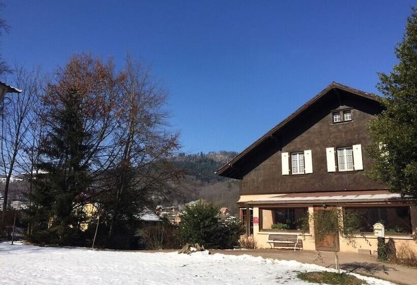 Le Chalet   Hotel Restaurant