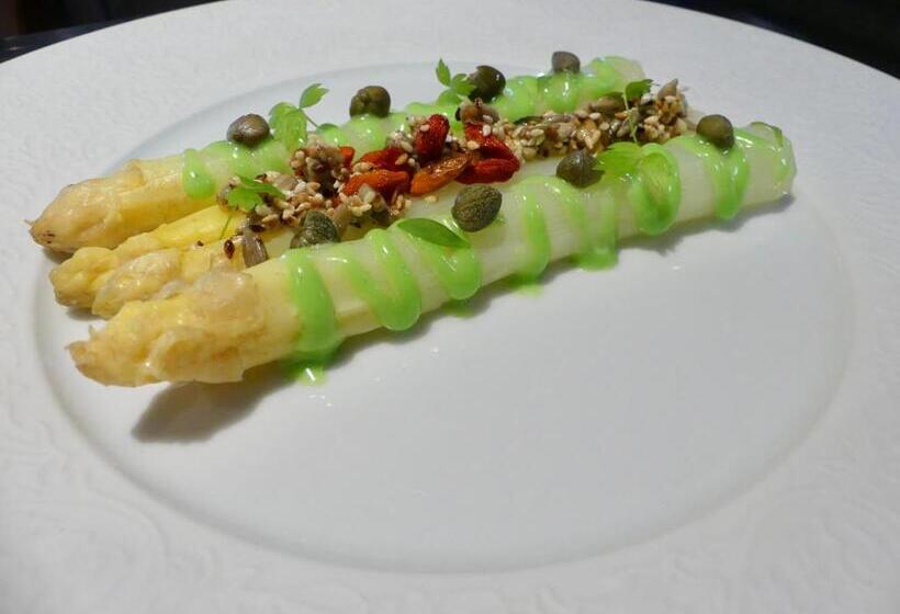 酒店 Le Chapeau Rouge