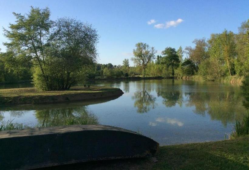 Отель Le Moulin De Boulède