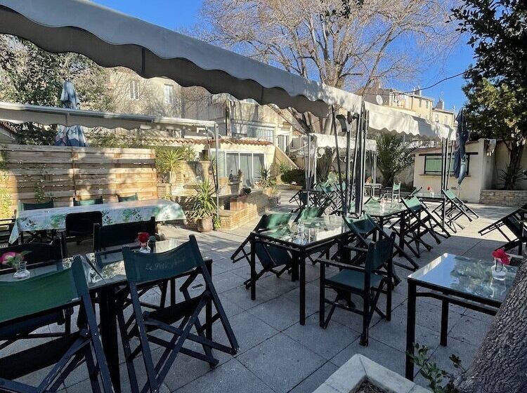 فندق Les Cigalons