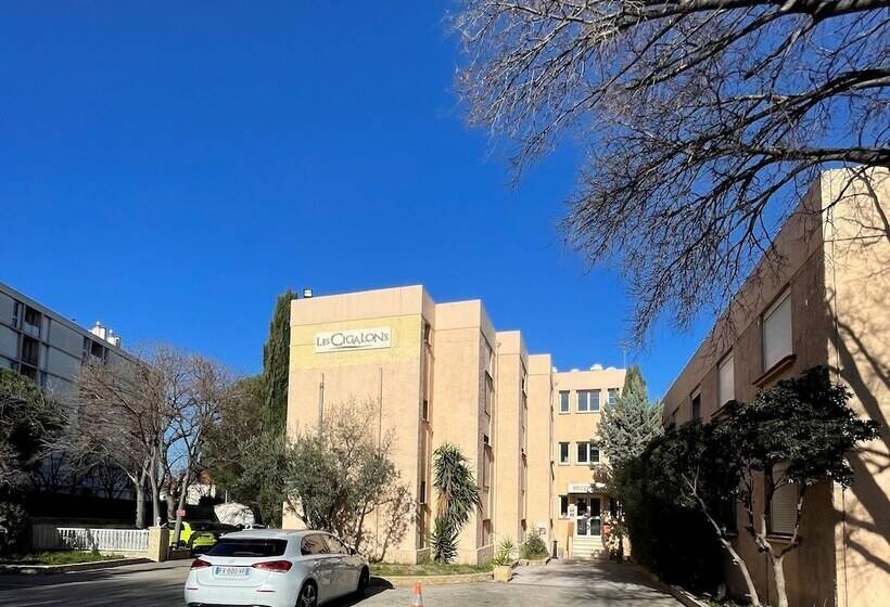 فندق Les Cigalons