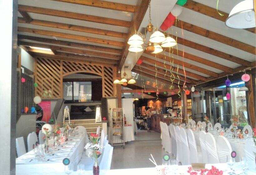 فندق Les Cigalons